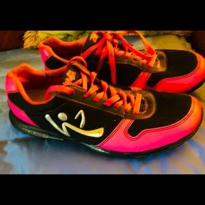 Zumba athletics shoe